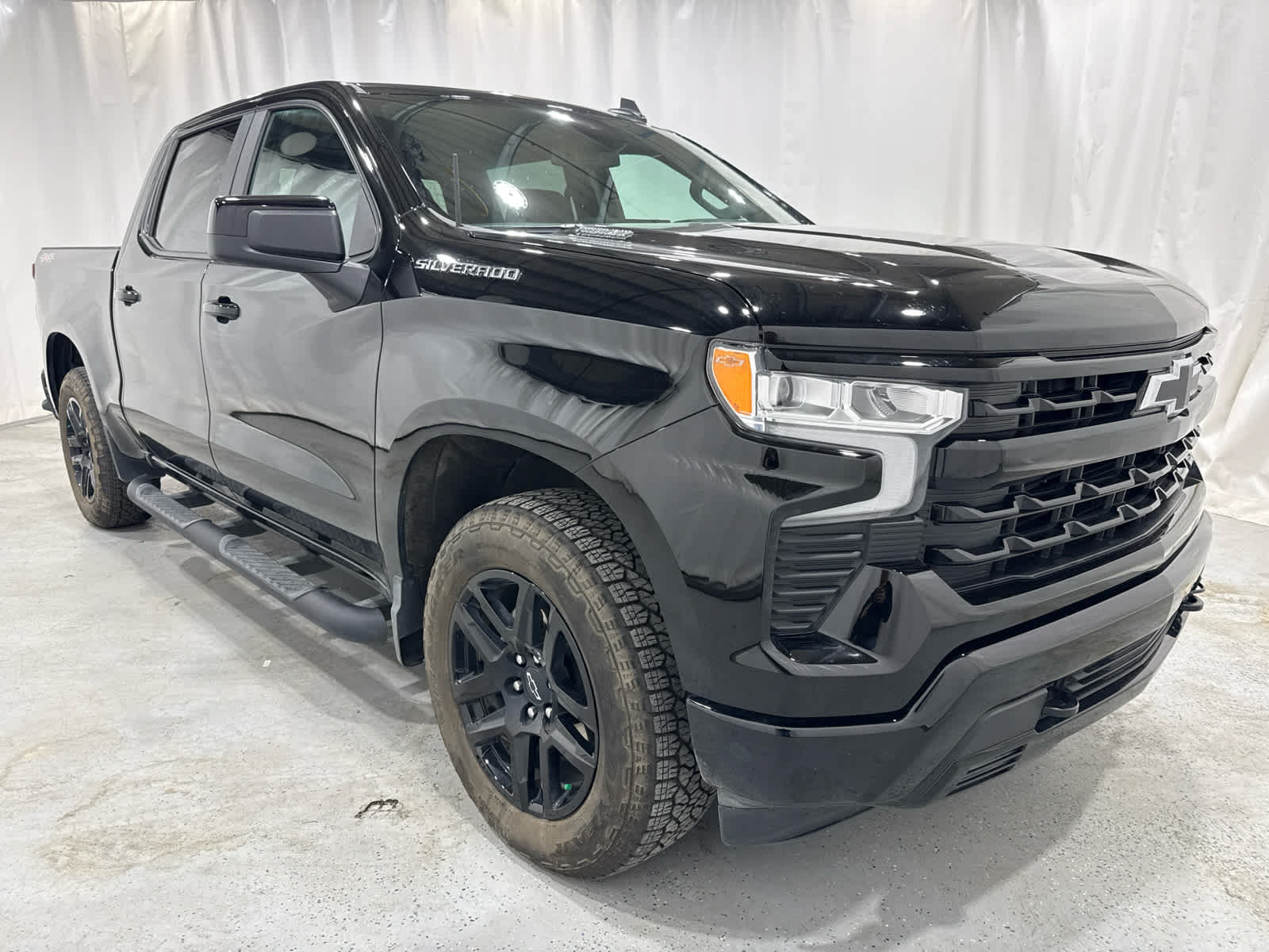 Certified 2026 Chevrolet Silverado 1500 RST w/ RST Select Package AWD/4WD image 7