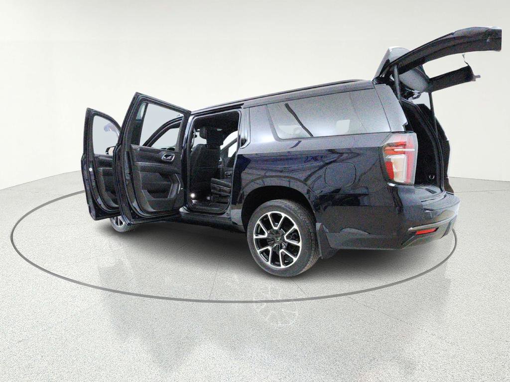 Used 2021 Chevrolet Suburban RST w/ Rear Media and Nav Package AWD/4WD image 16