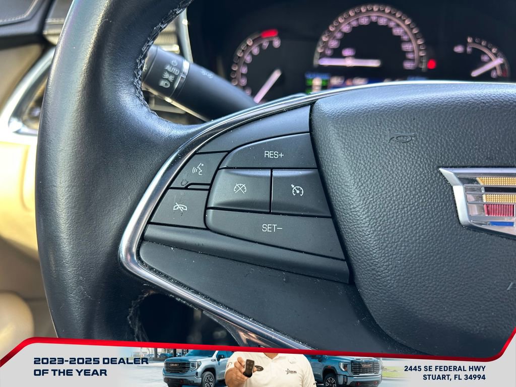 Used 2018 Cadillac XT5 FWD image 27