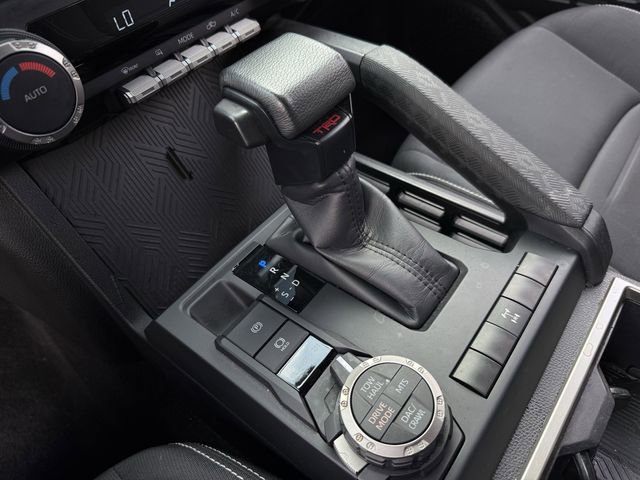 Used 2024 Toyota Tacoma TRD Off-Road AWD/4WD image 20