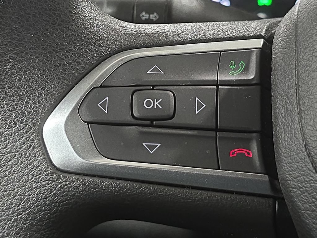 Used 2025 Jeep Compass Sport AWD/4WD image 12