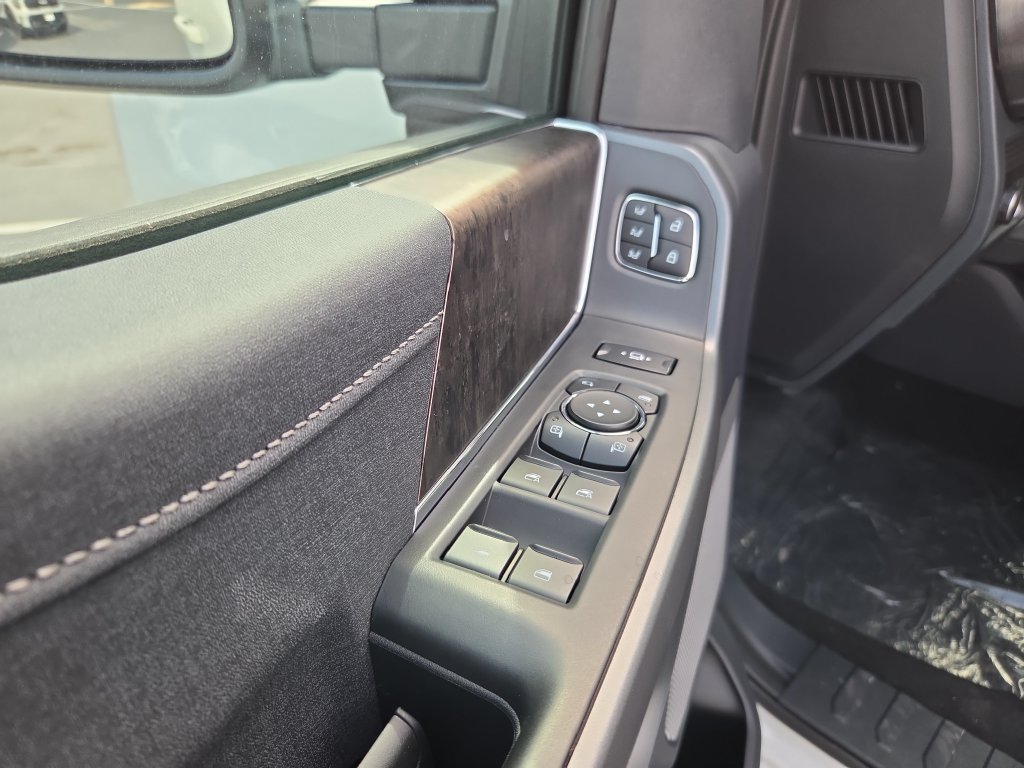 New 2027 Ford F250 Lariat w/ Black Appearance Package AWD/4WD image 19