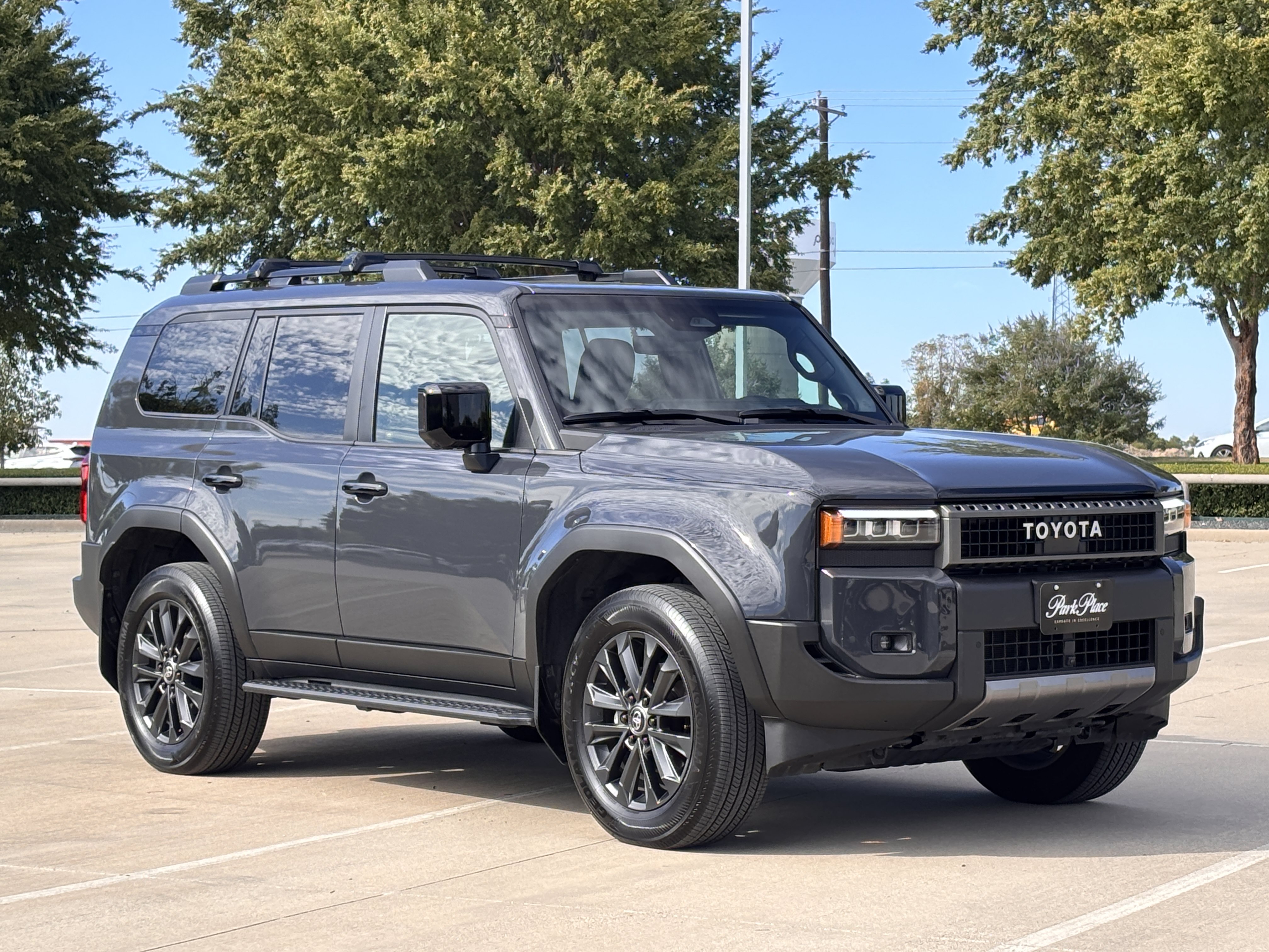 Used 2026 Toyota Land Cruiser w/ Premium Package AWD/4WD image 4