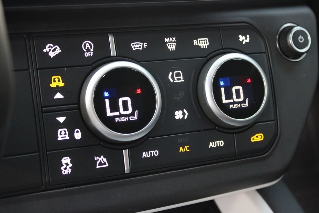 New 2026 Land Rover Defender 110 S AWD/4WD image 14