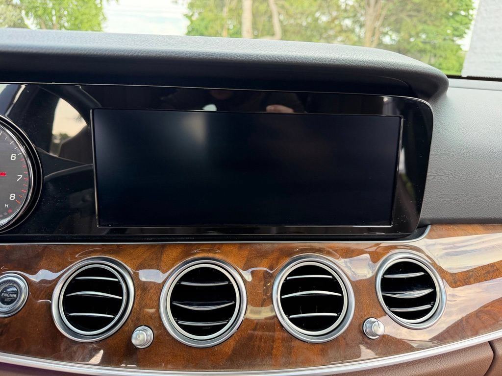 Used 2017 Mercedes-Benz E 300 4MATIC image 44