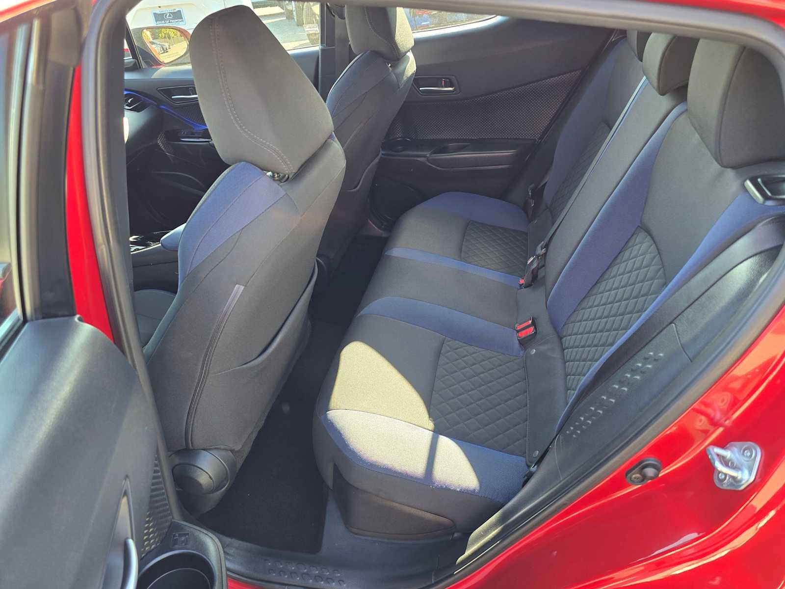 Used 2021 Toyota C-HR XLE image 16