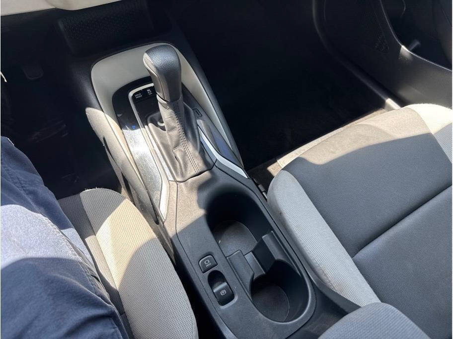 Used 2025 Toyota Corolla SE FWD image 24