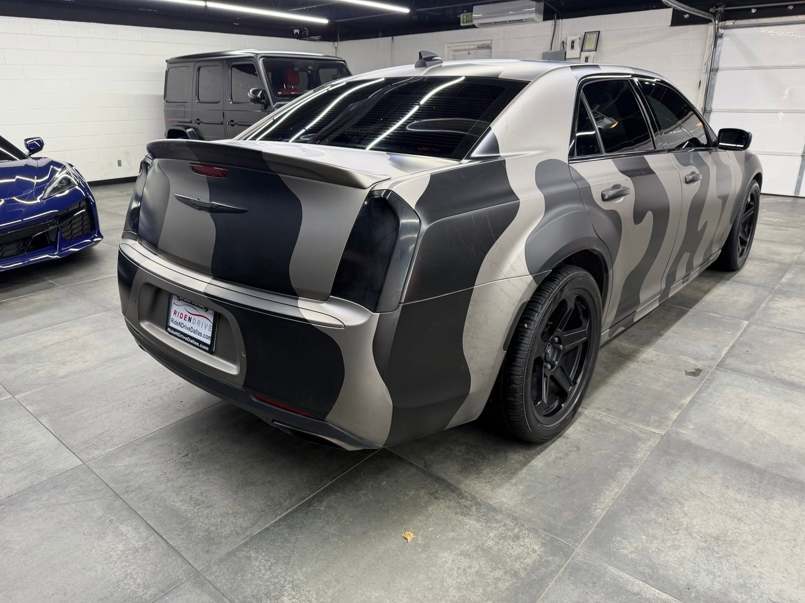 Used 2022 Chrysler 300 S w/ Comfort Group image 7