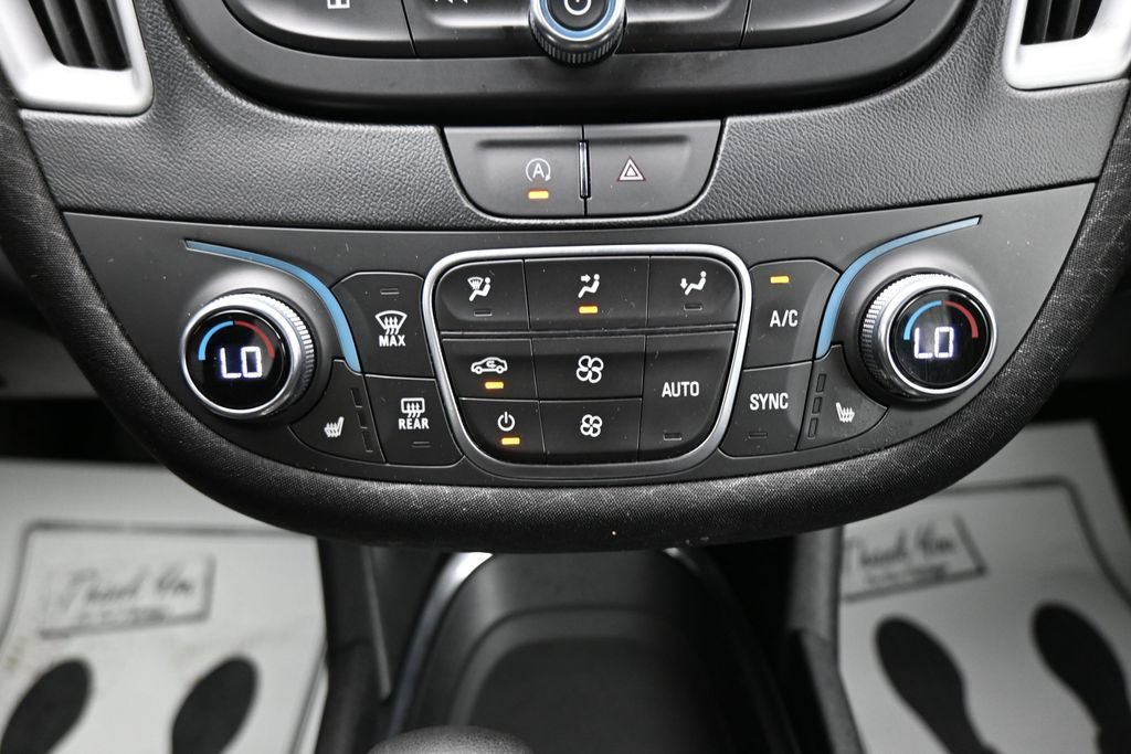 Used 2024 Chevrolet Malibu LT FWD image 18
