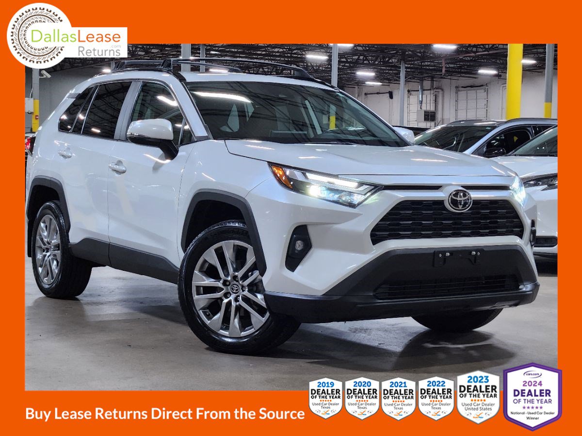 Used 2024 Toyota RAV4 XLE Premium image 1