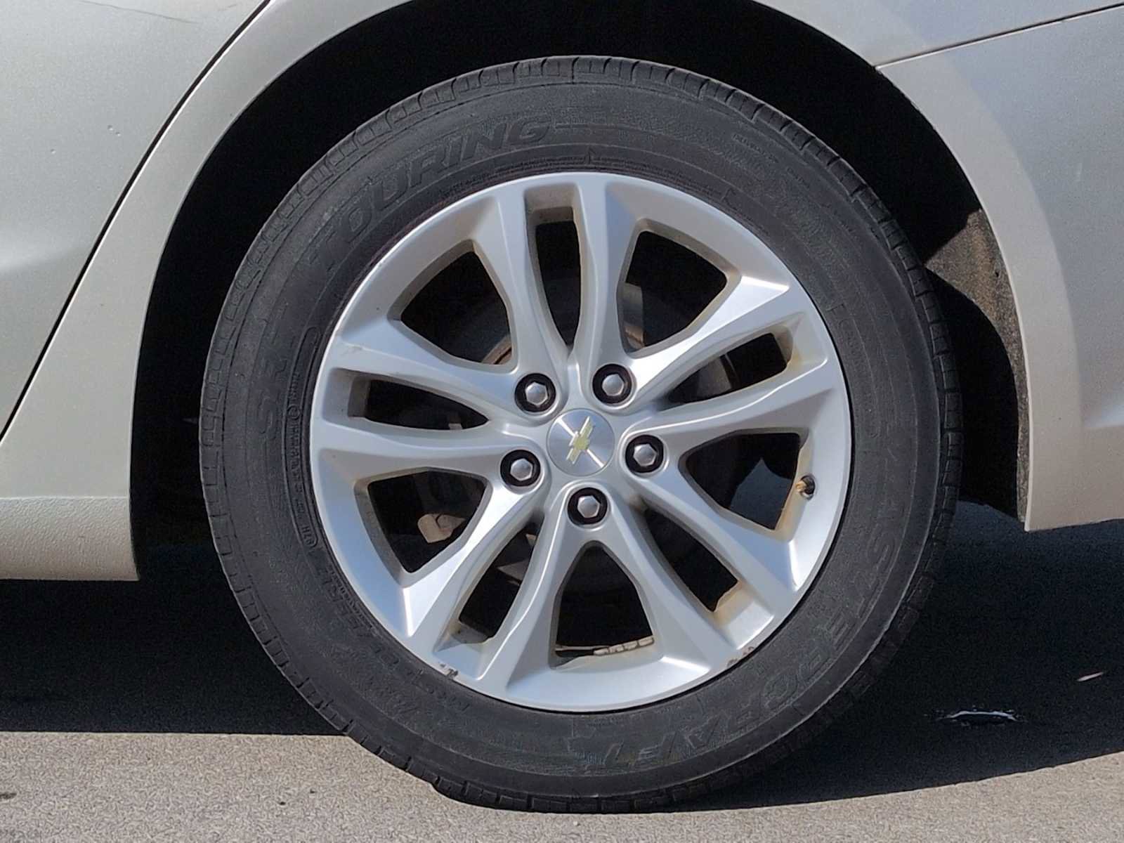 Used 2016 Chevrolet Malibu LT image 13