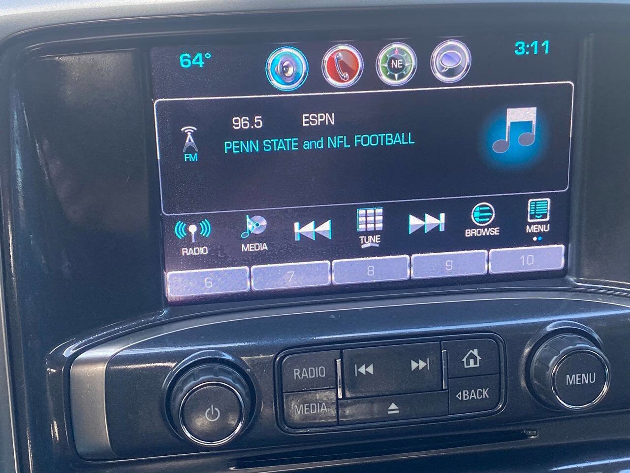 Used 2018 Chevrolet Silverado 1500 LT w/ All Star Edition image 29