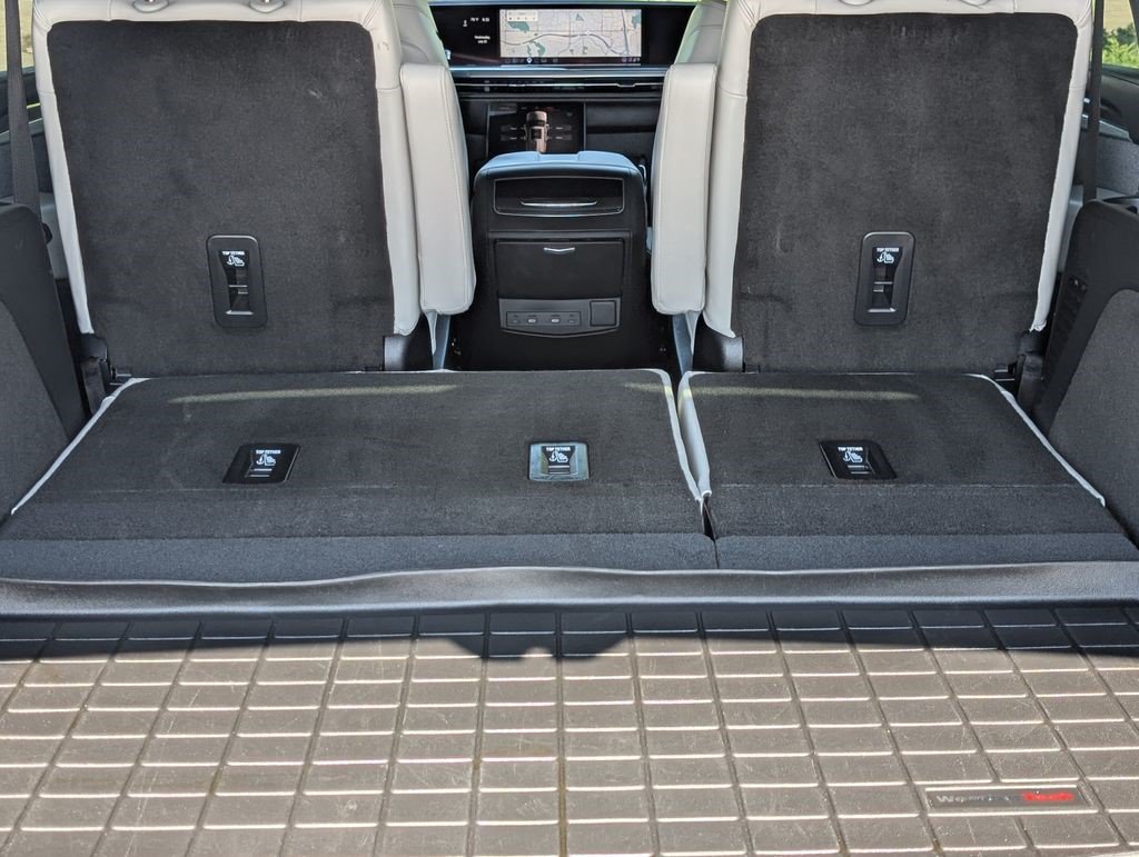 Certified 2025 Cadillac Escalade V AWD/4WD image 19