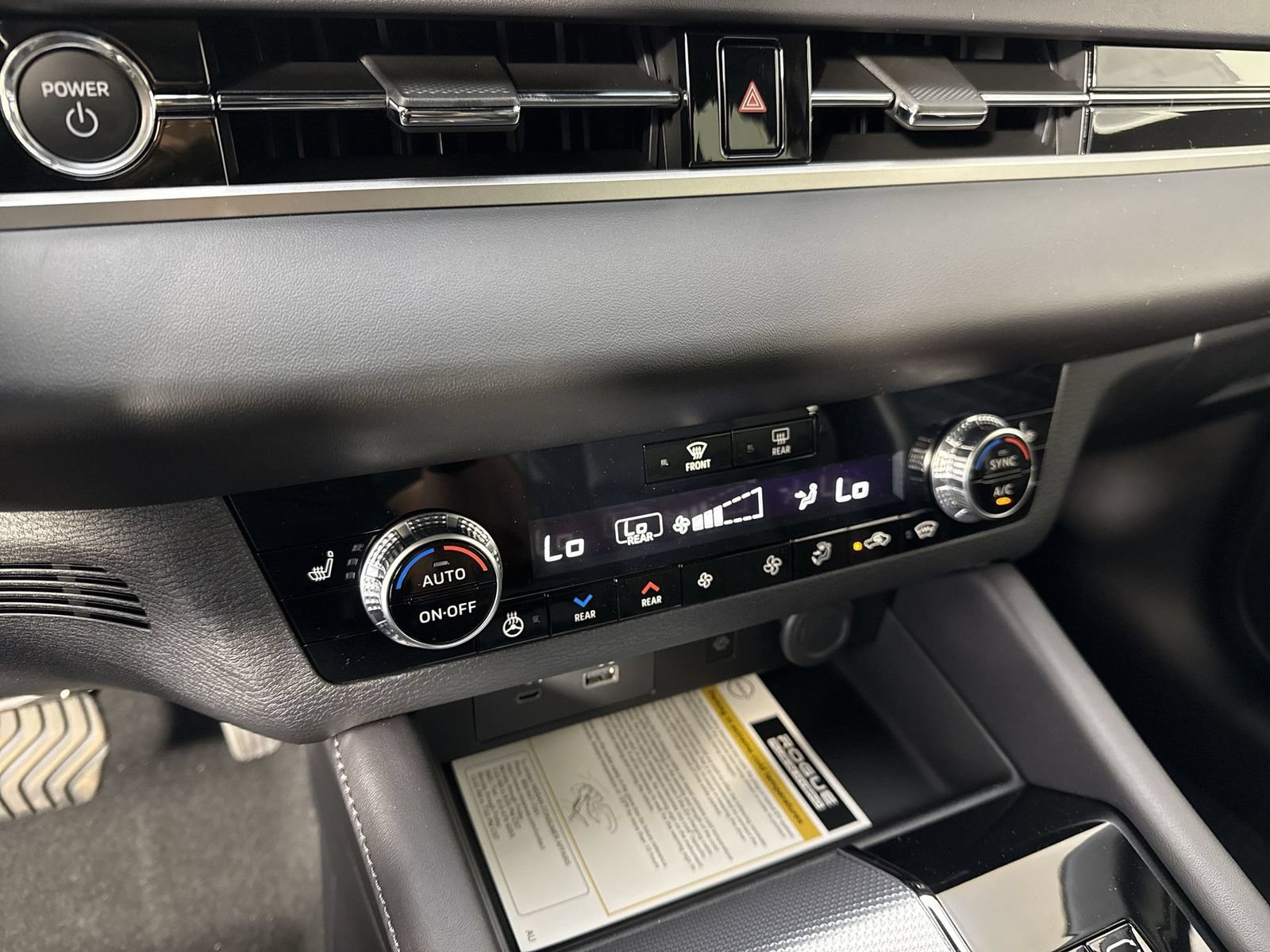 New 2026 Nissan Rogue Platinum AWD/4WD image 9