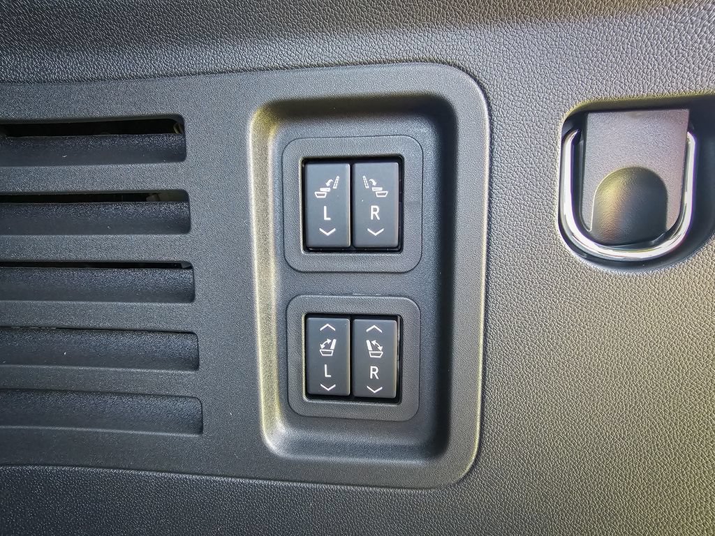 New 2027 Buick Enclave Preferred w/ Power Package AWD/4WD image 40