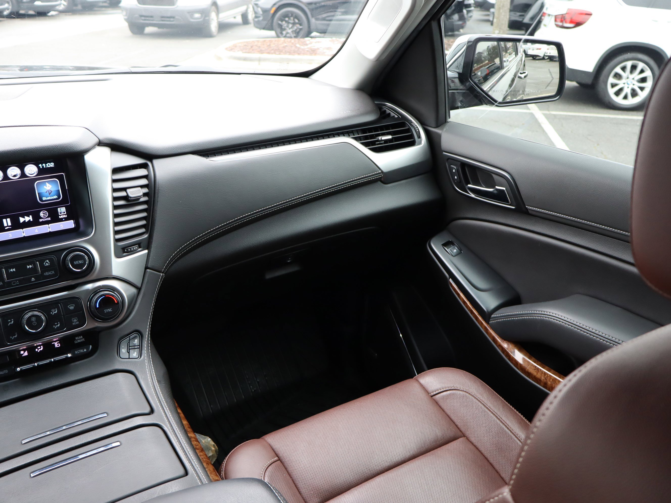 Used 2020 Chevrolet Tahoe Premier w/ Premier Plus Edition image 16