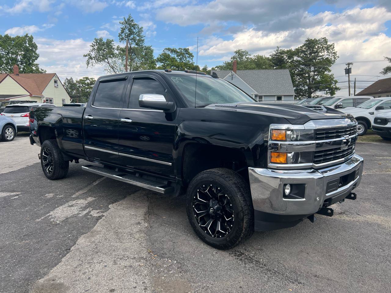 Used 2017 Chevrolet Silverado 2500 LTZ w/ Duramax Plus Package AWD/4WD image 3