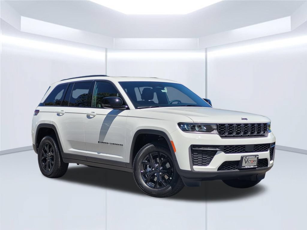 New 2026 Jeep Grand Cherokee Altitude
