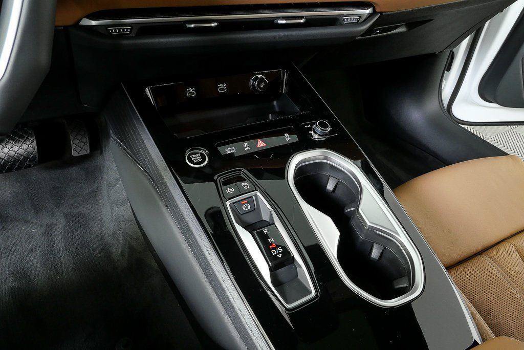 New 2026 Audi A6 Premium AWD/4WD image 18