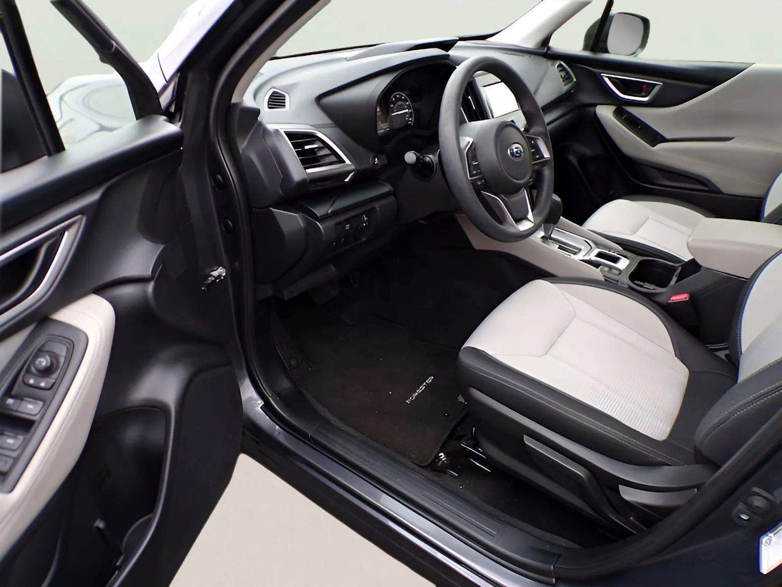 Used 2024 Subaru Forester image 11