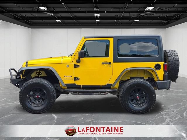 Used 2015 Jeep Wrangler Sport w/ Quick Order Package 24S AWD/4WD image 2