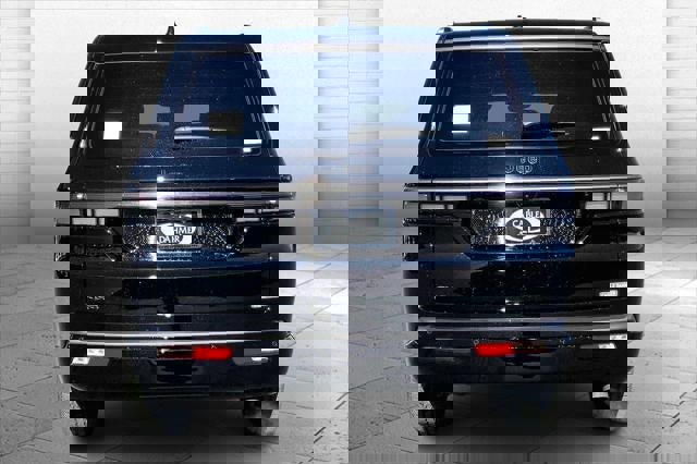 New 2026 Jeep Grand Wagoneer Limited w/ Premium Group II image 32