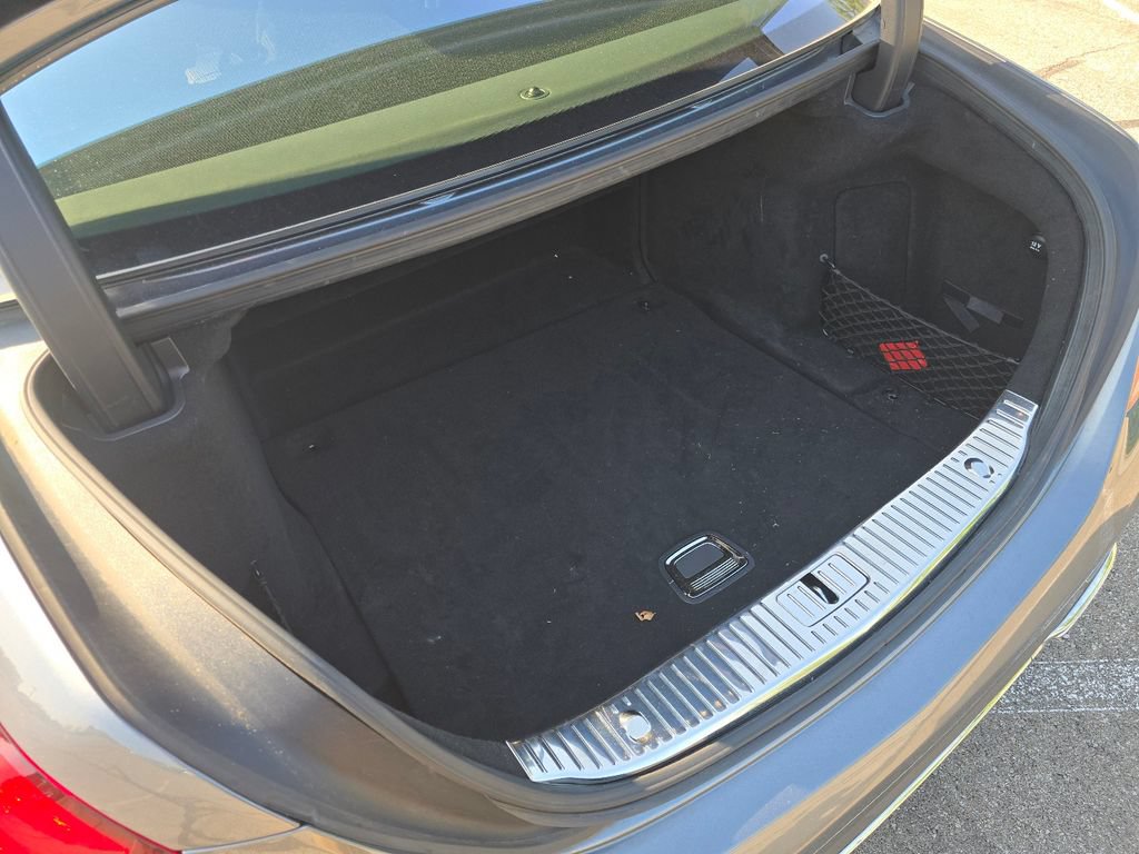 Used 2019 Mercedes-Benz S 560 4MATIC Sedan image 19