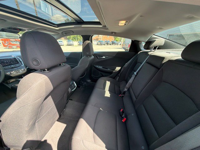 Used 2024 Chevrolet Malibu LT FWD image 11