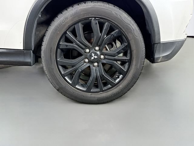 Used 2018 Mitsubishi Outlander Sport LE image 30