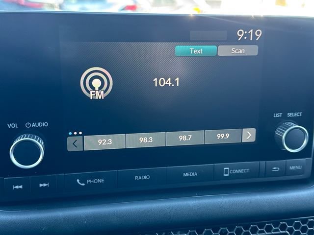 Used 2025 Honda HR-V Sport image 9