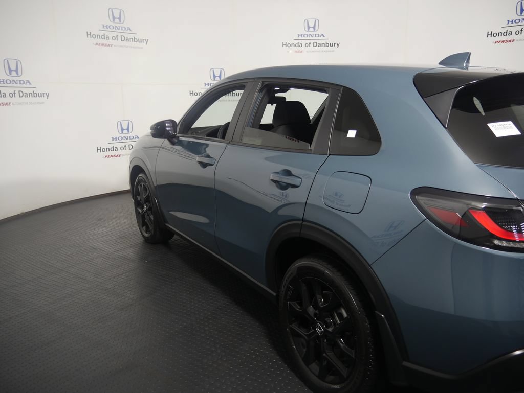 Used 2024 Honda HR-V Sport image 9
