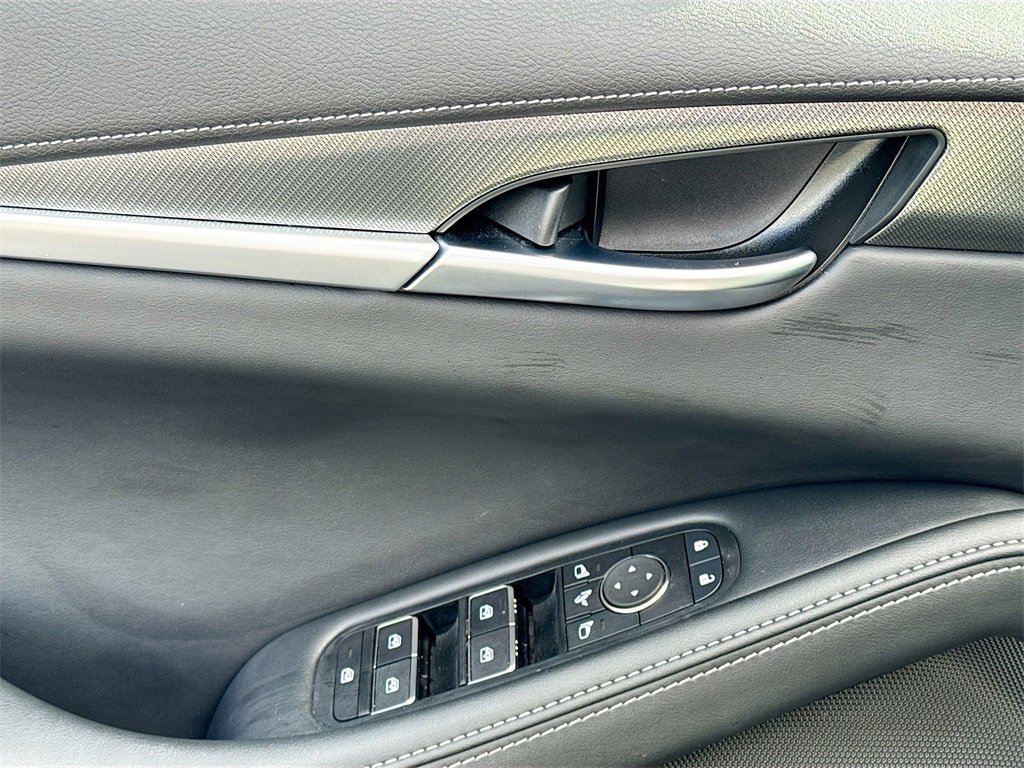 Used 2026 INFINITI QX60 Pure w/ Cargo Package image 19