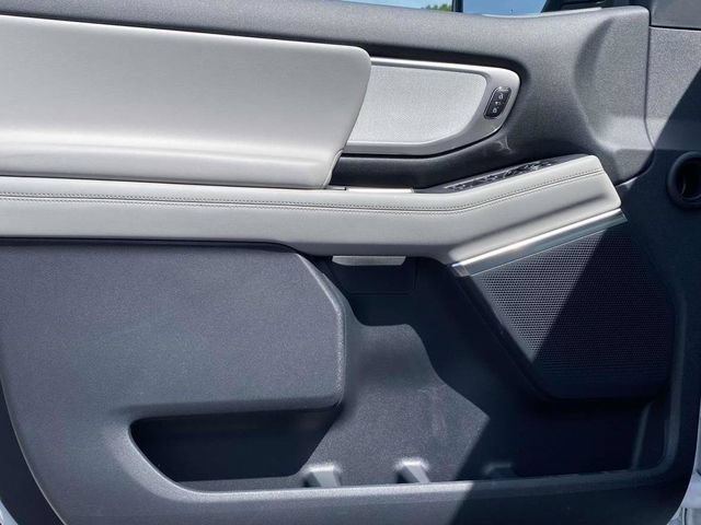 New 2026 Ford Expedition Max Active RWD image 11