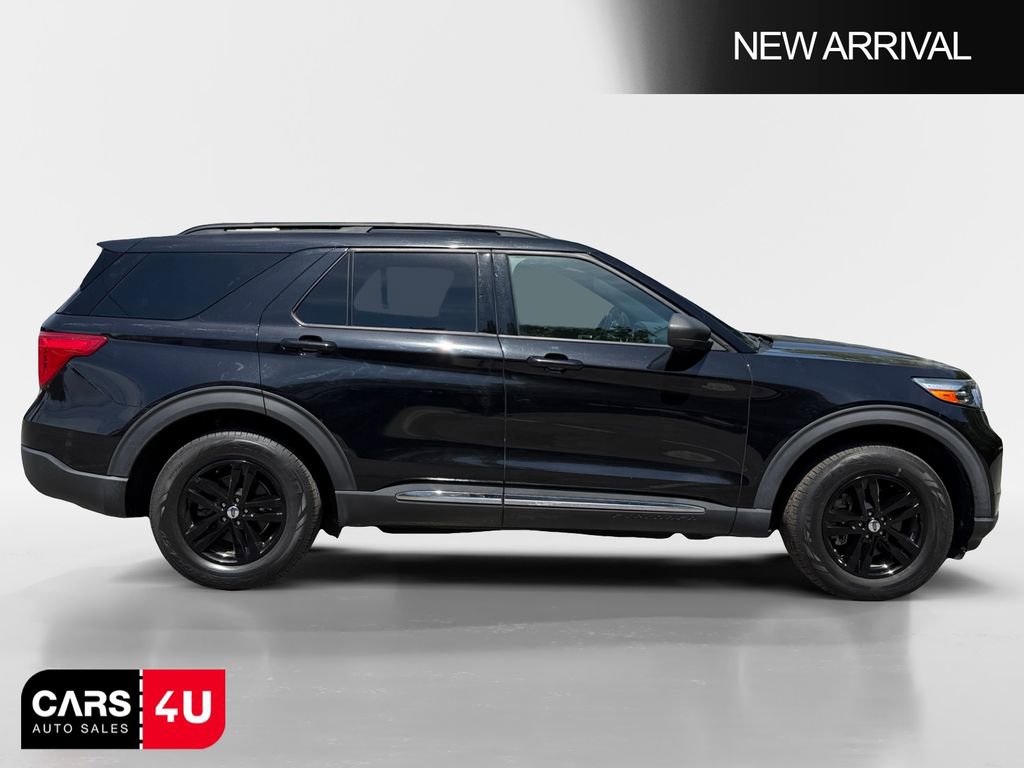 Used 2020 Ford Explorer XLT w/ Equipment Group 202A AWD/4WD image 8