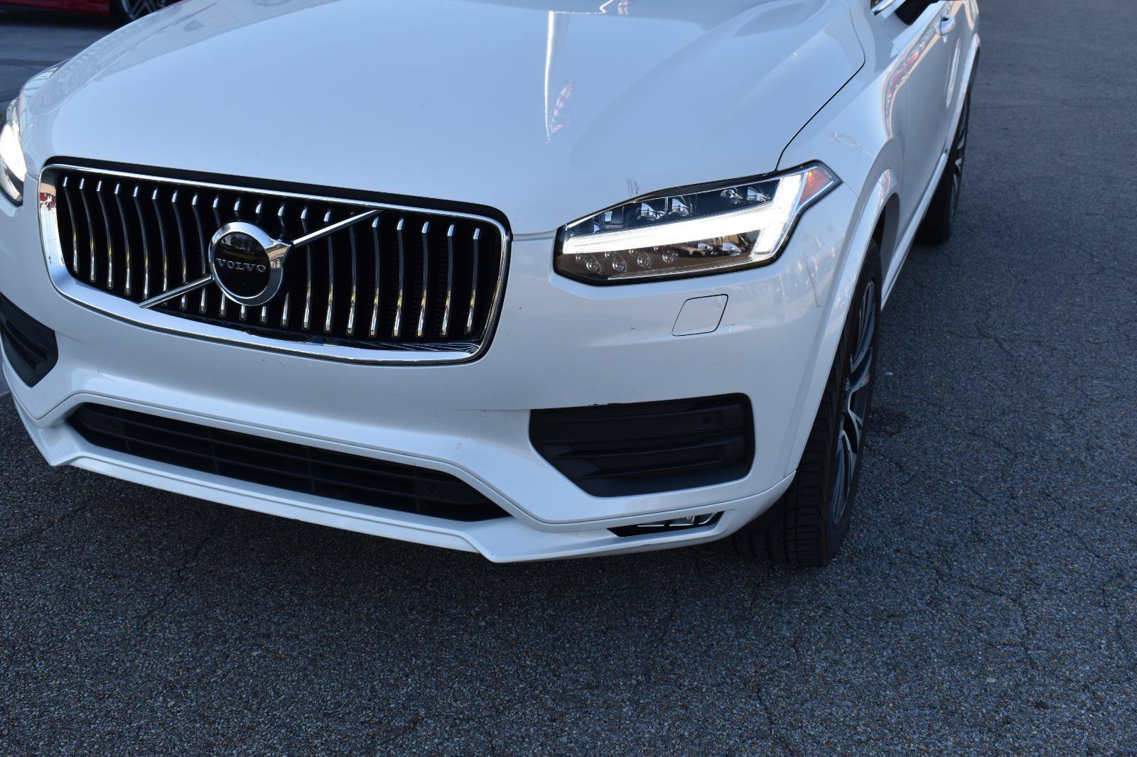 Used 2021 Volvo XC90 T5 Momentum w/ Protection Package Premier FWD image 21