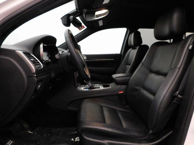 Used 2018 Jeep Grand Cherokee Limited image 25
