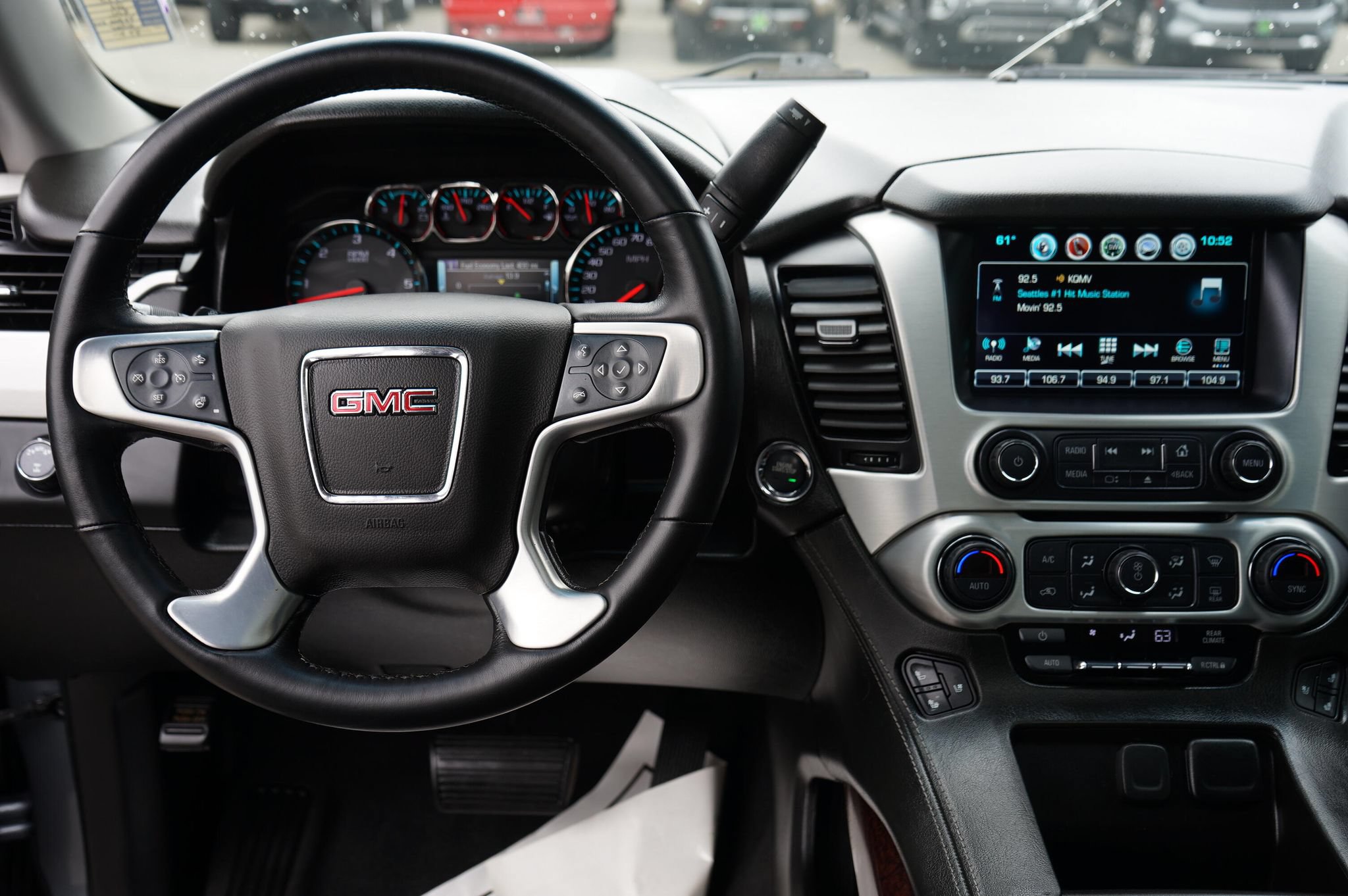 Used 2020 GMC Yukon SLT w/ Open Road Package AWD/4WD image 21