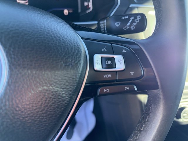 Used 2020 Volkswagen Tiguan SEL image 17