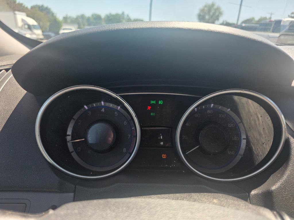 Used 2011 Hyundai Sonata GLS FWD image 14