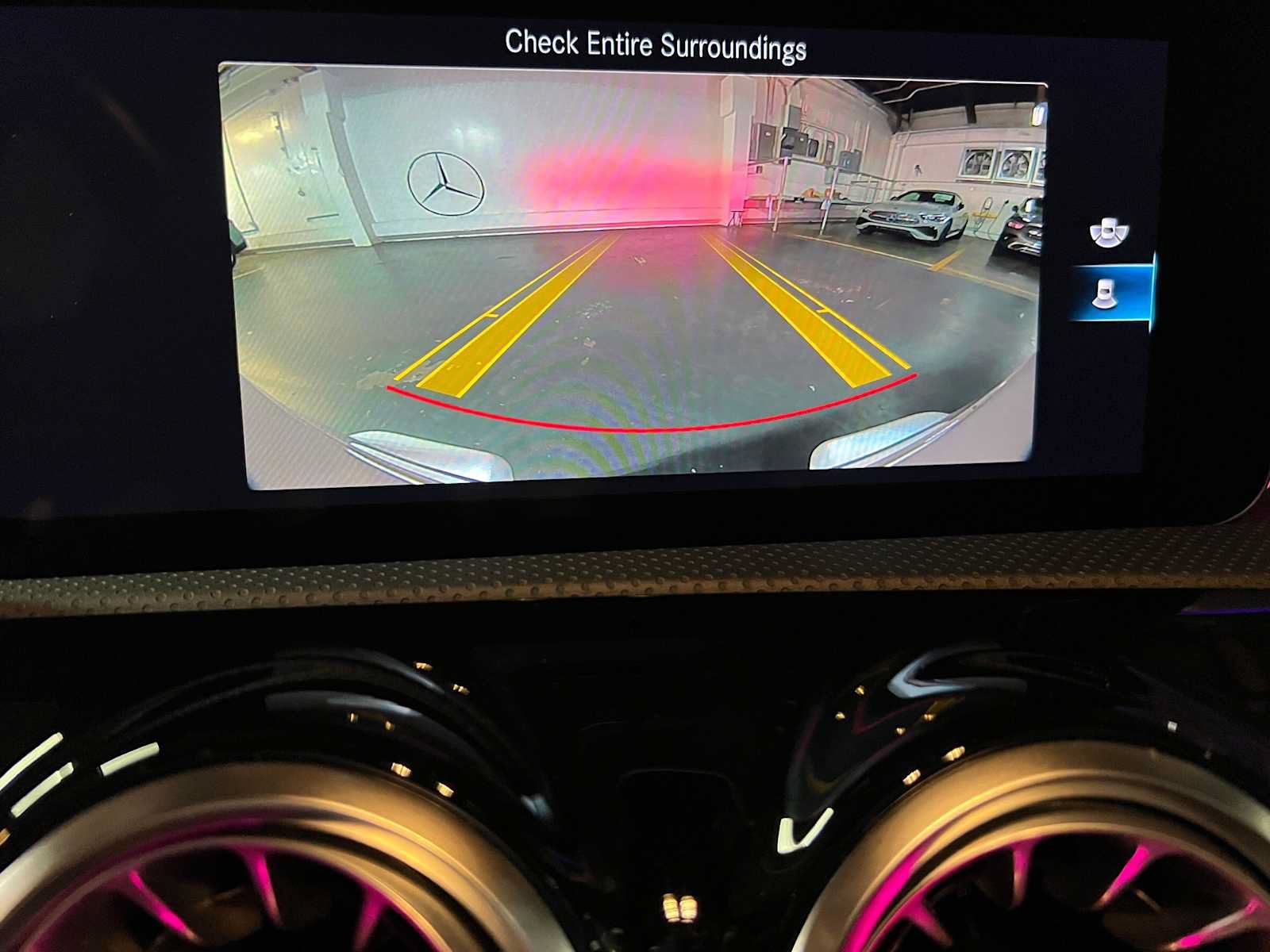Used 2023 Mercedes-Benz CLA 250 4MATIC image 40