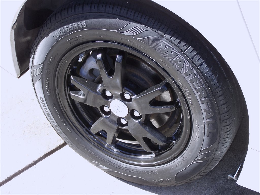 Used 2013 Toyota Prius Two image 16