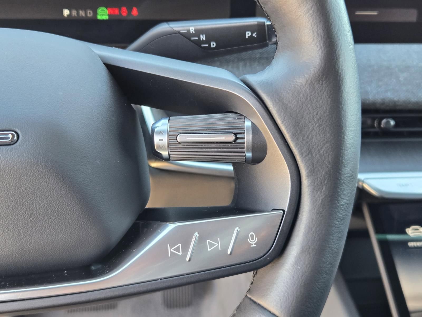 Used 2024 Lucid Air Touring image 16