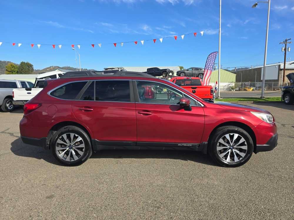 Used 2017 Subaru Outback 2.5i Limited AWD/4WD image 6