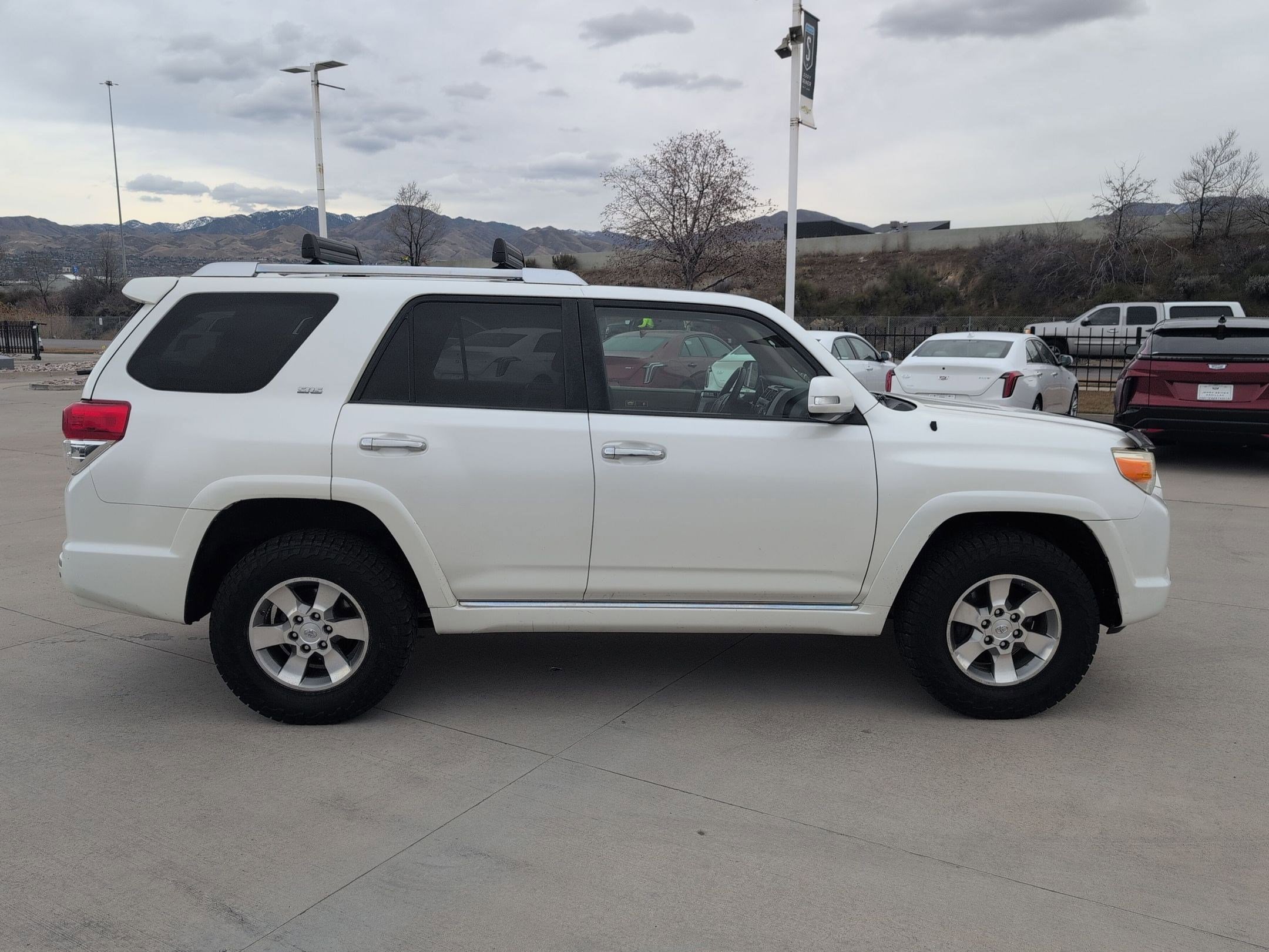 Used 2010 Toyota 4Runner SR5 image 6