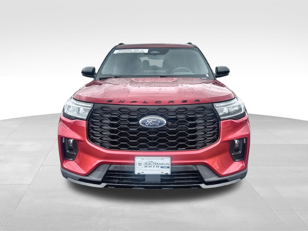 Used 2025 Ford Explorer ST AWD/4WD image 3
