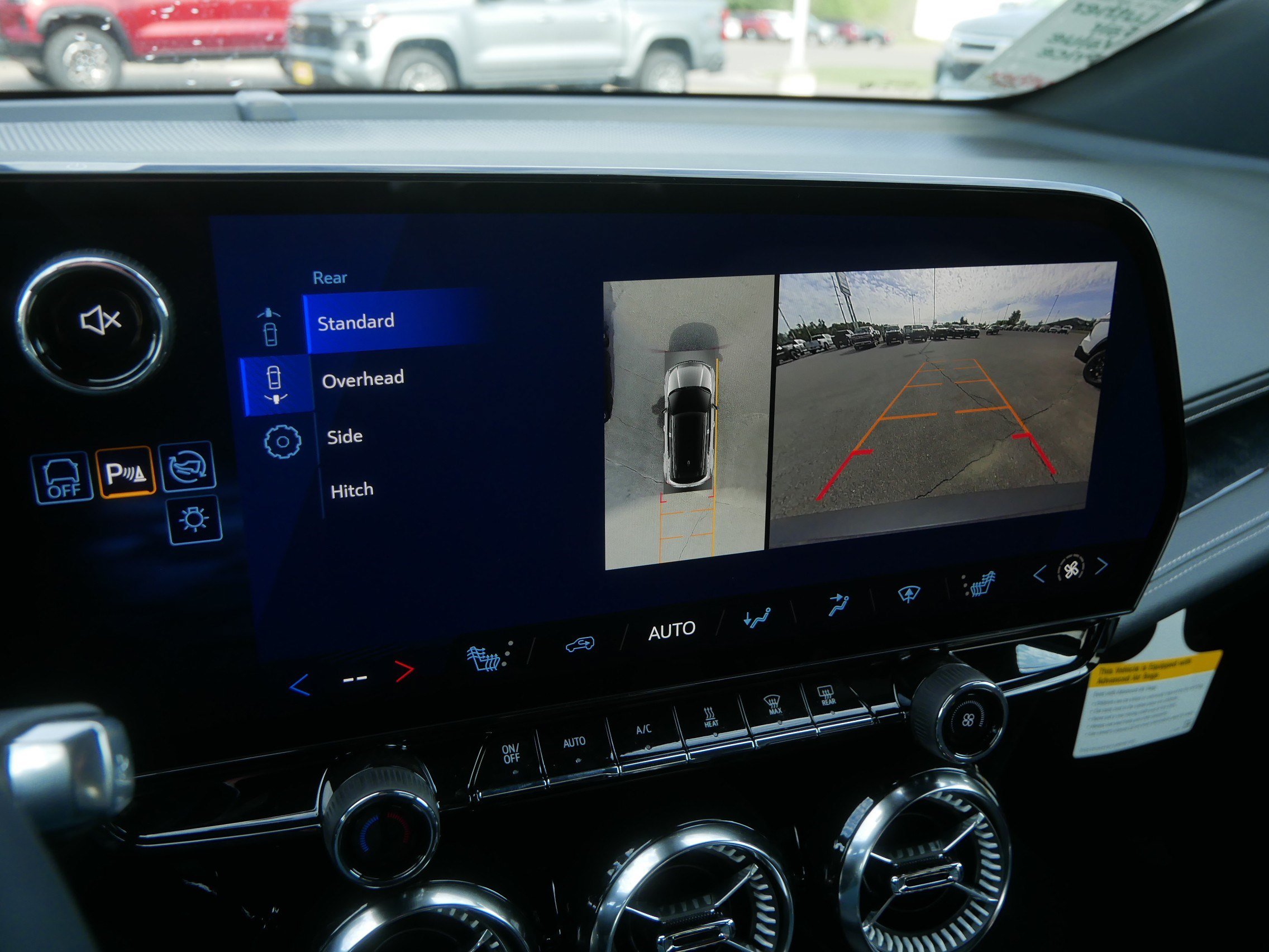 New 2026 Chevrolet Blazer EV LT AWD/4WD image 14