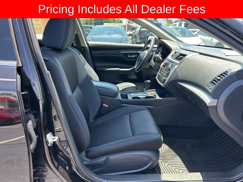Used 2017 Nissan Altima 2.5 SR w/ Midnight Edition Package FWD image 18