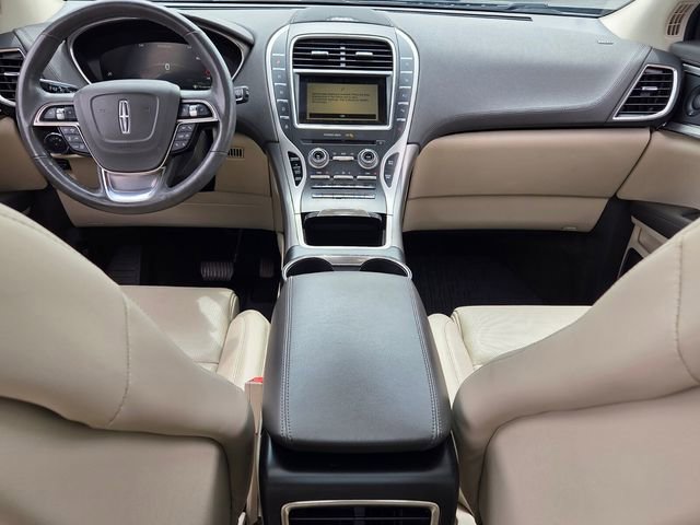 Used 2019 Lincoln Nautilus Reserve image 16