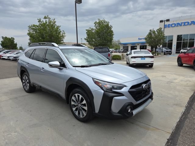 Used 2024 Subaru Outback Touring XT AWD/4WD image 3