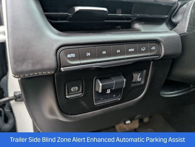 Certified 2023 Cadillac Escalade Sport Platinum w/ LPO, ONYX Package image 18